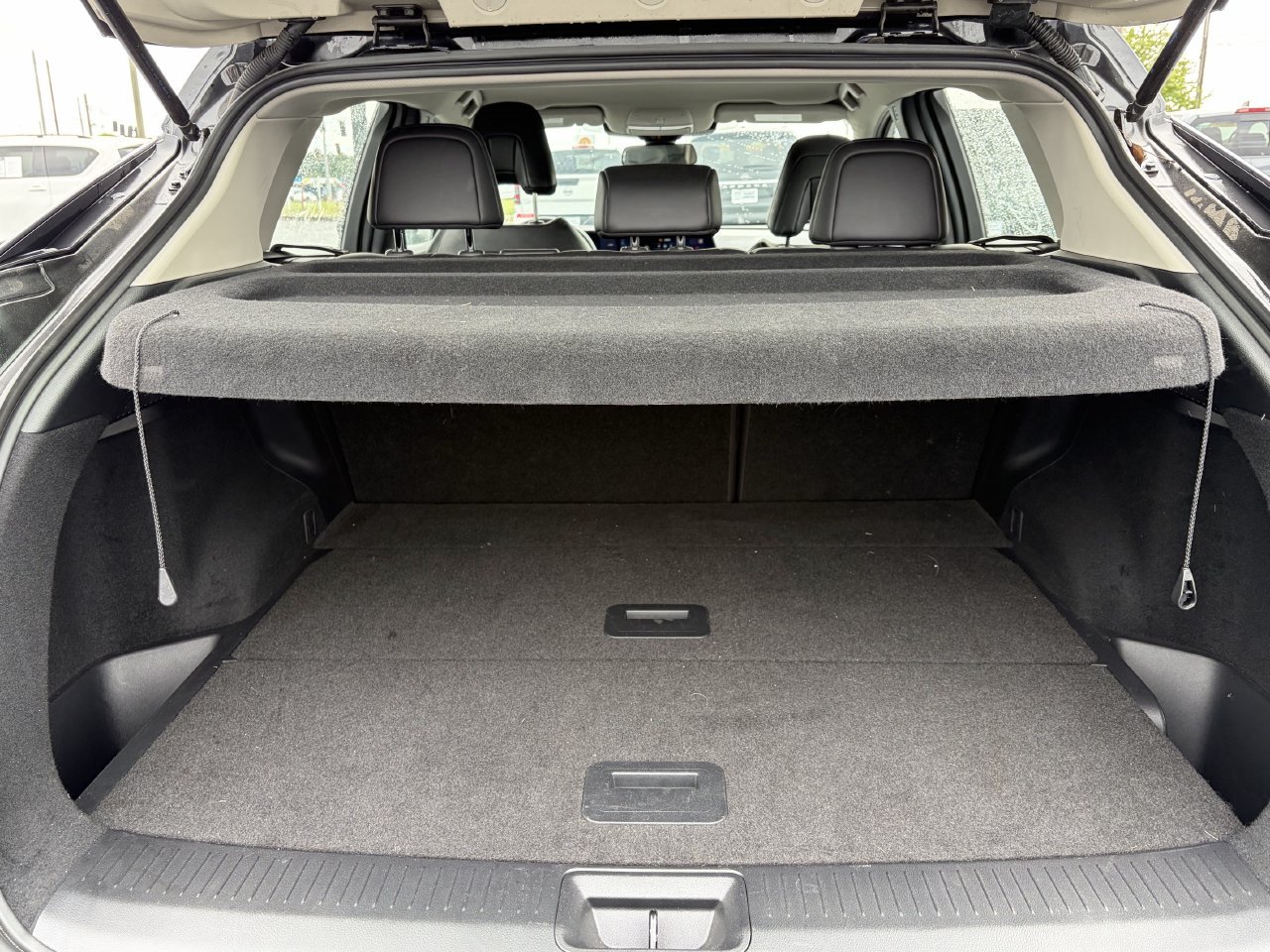 Certified 2024 Nissan Ariya AWD image 9