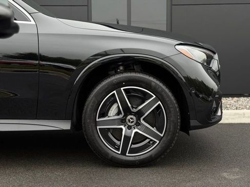 Used 2026 Mercedes-Benz GLC 300 4MATIC image 12