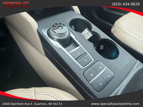 Used 2021 Ford Escape Titanium image 28