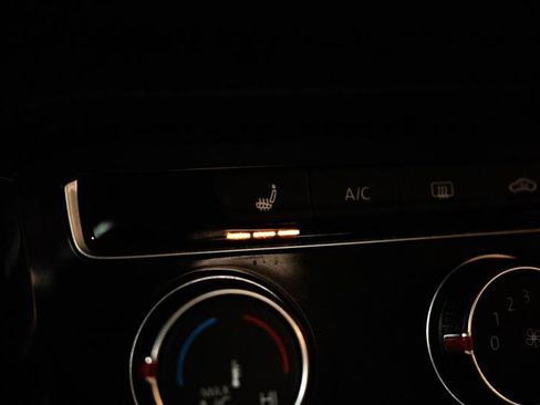 Used 2022 Volkswagen Tiguan S image 20