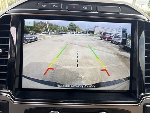 Certified 2022 Ford F250 Lariat w/ Chrome Package image 27