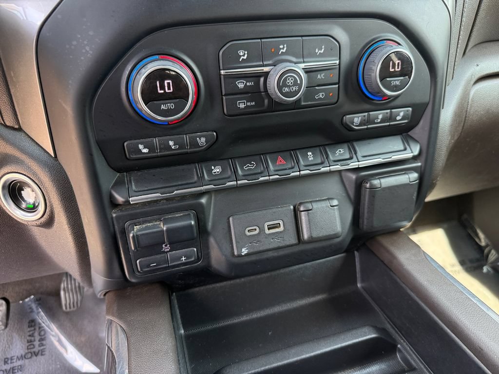 Used 2022 Chevrolet Silverado 2500 LTZ w/ LTZ Convenience Package AWD/4WD image 21