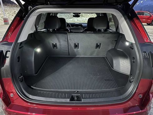 New 2026 GMC Terrain Denali w/ LPO, Black Badging Package image 14