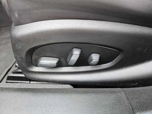 Used 2019 Cadillac XTS Luxury image 9