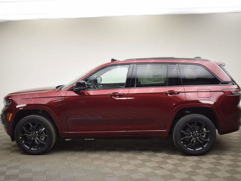 Used 2025 Jeep Grand Cherokee Limited 4xe image 10