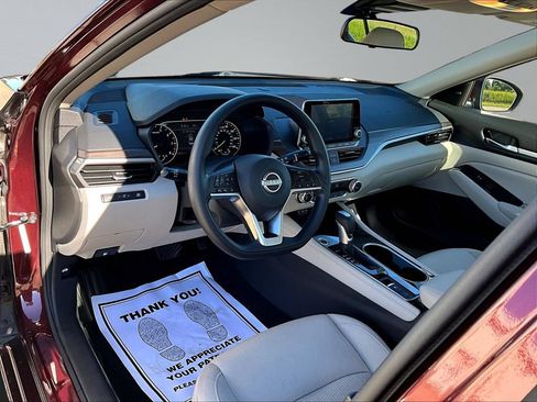 Used 2023 Nissan Altima 2.5 SV AWD/4WD image 19