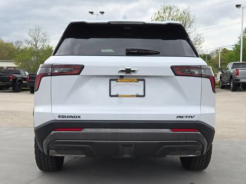 New 2026 Chevrolet Equinox ACTIV w/ Convenience Package III FWD image 8