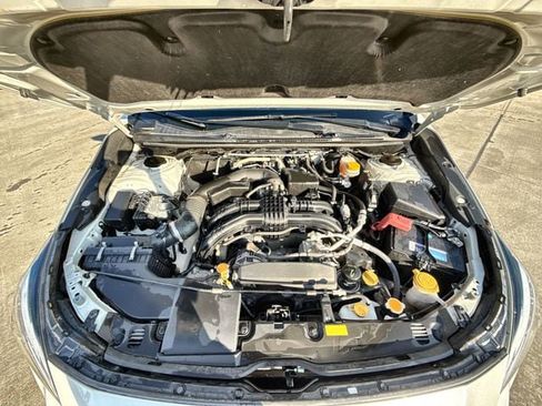 Used 2019 Subaru Crosstrek 2.0i Premium AWD/4WD image 24