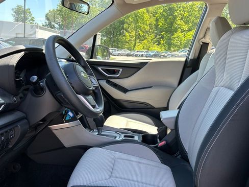 Certified 2023 Subaru Forester AWD/4WD image 4