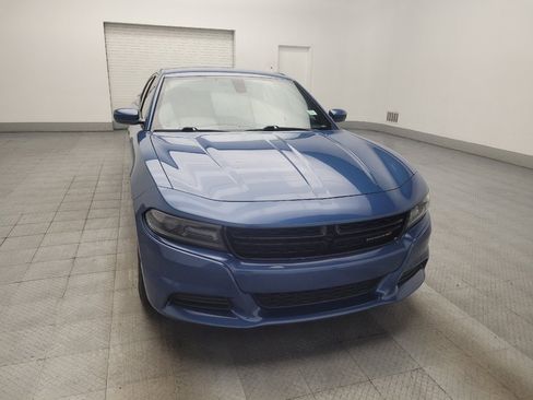 Used 2020 Dodge Charger SXT RWD image 14