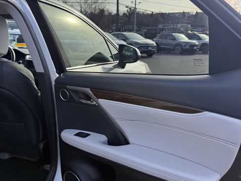 Used 2019 Lexus RX 350 AWD image 16