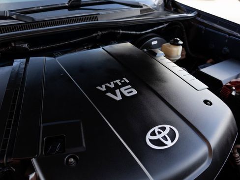 Used 2014 Toyota Tacoma PreRunner image 34