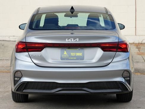 Used 2022 Kia Forte LXS FWD image 42