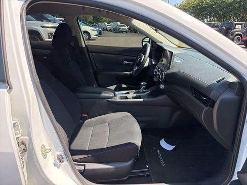 Used 2021 Nissan Sentra SV FWD image 11