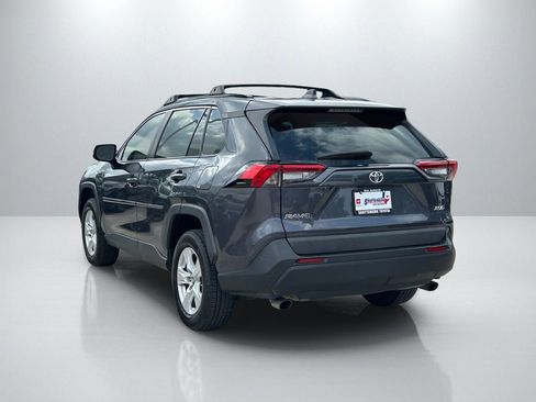 Used 2020 Toyota RAV4 XLE image 7