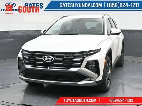 Used 2025 Hyundai Tucson SEL FWD image 6