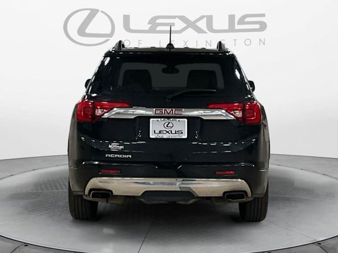 Used 2019 GMC Acadia Denali w/ Technology Package FWD image 4