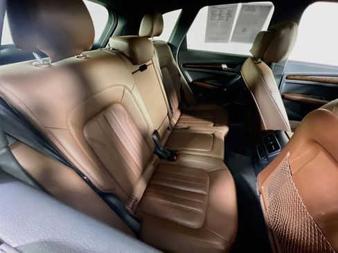 Used 2018 Audi Q5 2.0T Premium Plus image 26