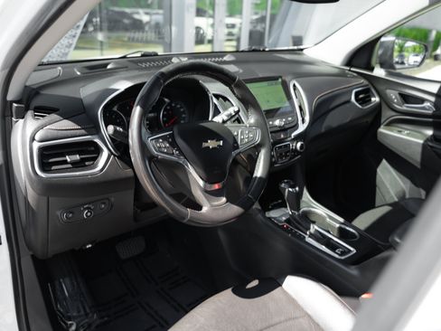 Used 2020 Chevrolet Equinox Premier FWD image 10