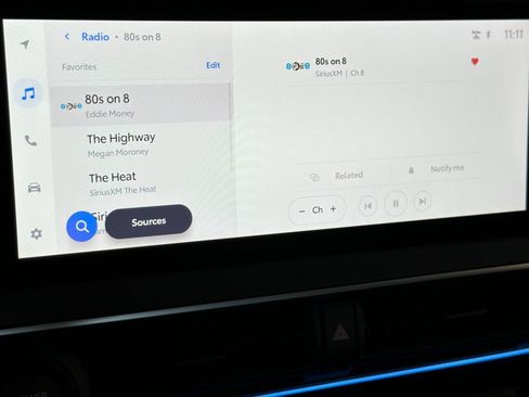 New 2026 Toyota Prius FWD image 21