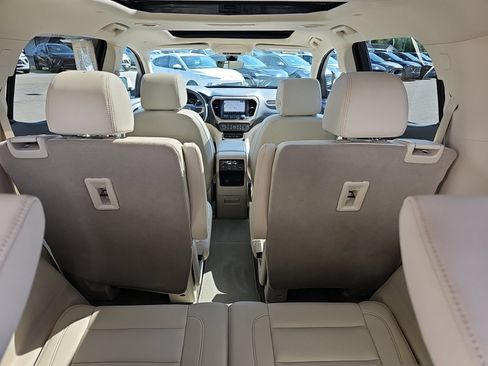 Used 2023 GMC Acadia Denali w/ Denali Ultimate Package AWD/4WD image 33