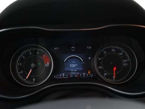 Used 2021 Jeep Cherokee Trailhawk w/ Trailer Tow Group AWD/4WD image 26