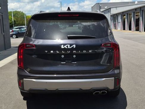 Used 2025 Kia Telluride S FWD image 4