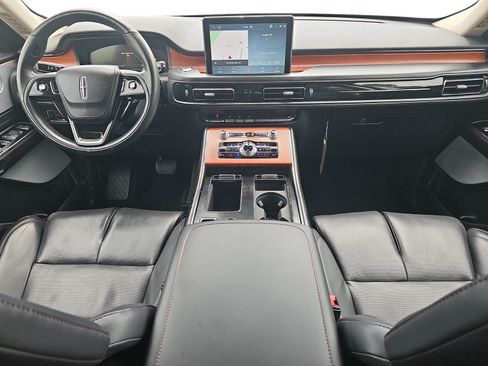 Used 2021 Lincoln Aviator Grand Touring w/ Equipment Group 302A AWD/4WD image 9