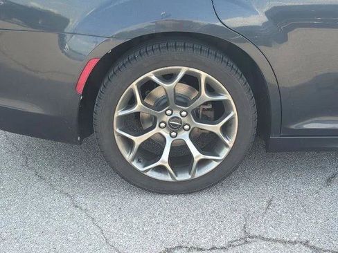 Certified 2018 Chrysler 300 S w/ 300S Premium Group RWD image 18