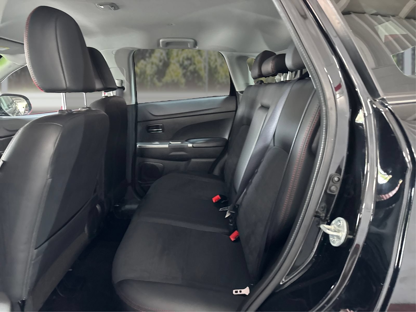 Used 2024 Mitsubishi Outlander Sport ES AWD/4WD image 10