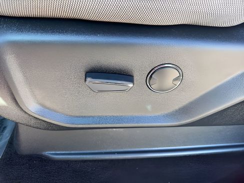 Used 2018 Ford F150 XLT w/ Equipment Group 301A Mid image 10