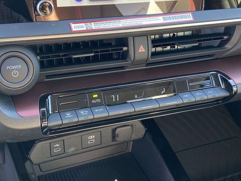 New 2026 Toyota Prius Plug-In Hybrid FWD image 23