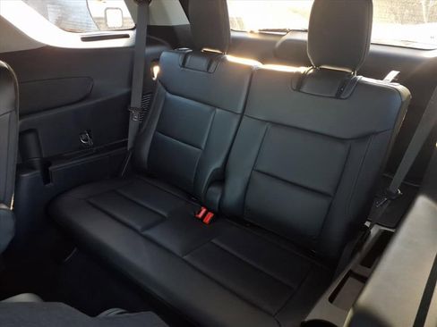 Certified 2023 Ford Explorer XLT w/ Equipment Group 202A image 30