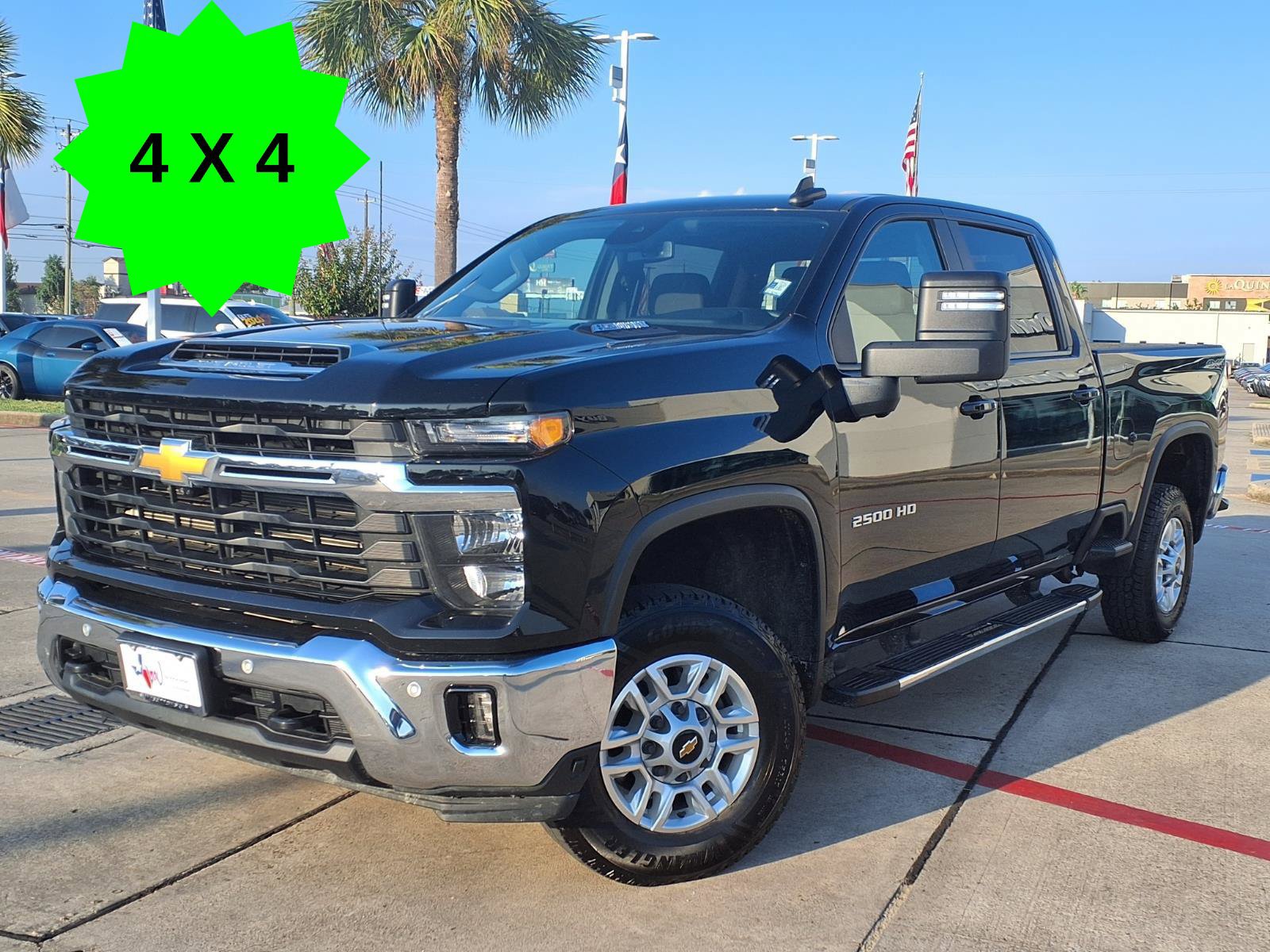 Used 2025 Chevrolet Silverado 2500 LT w/ Safety Package AWD/4WD image 1