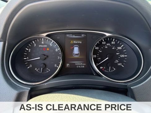 Used 2015 Nissan Rogue S AWD/4WD image 25