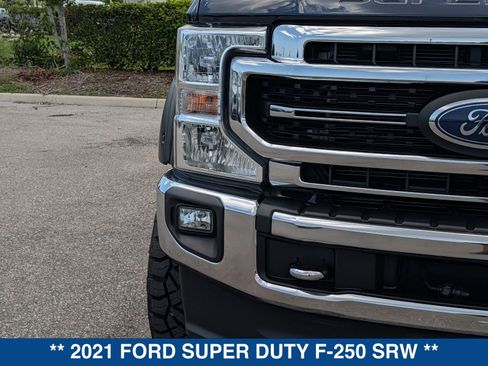 Used 2021 Ford F250 4x4 Crew Cab Super Duty image 10