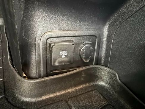 Used 2018 Toyota 4Runner SR5 Premium AWD/4WD image 29