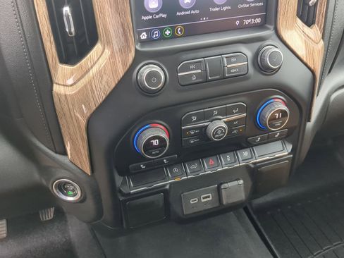 Used 2021 Chevrolet Silverado 1500 LT image 19