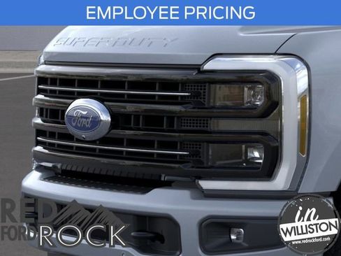 New 2026 Ford F250 Platinum AWD/4WD image 17