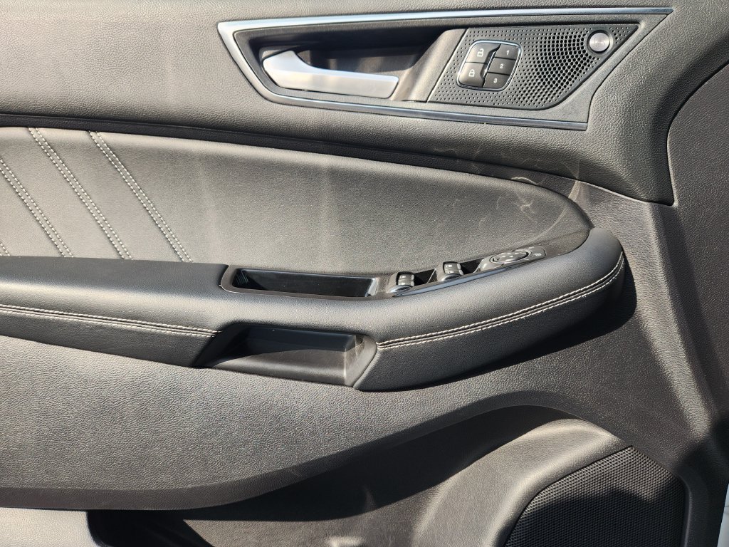 Used 2019 Ford Edge ST w/ Equipment Group 401A AWD/4WD image 24