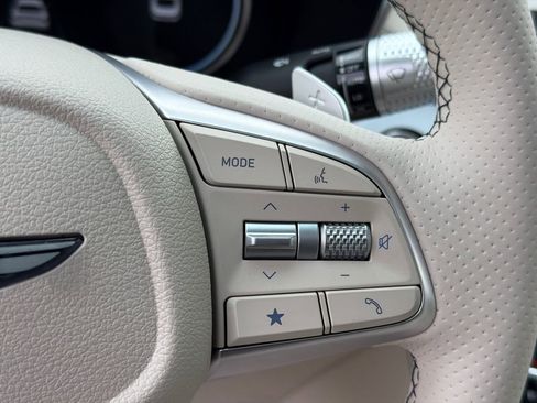 New 2026 Genesis G70 2.5T Prestige image 25