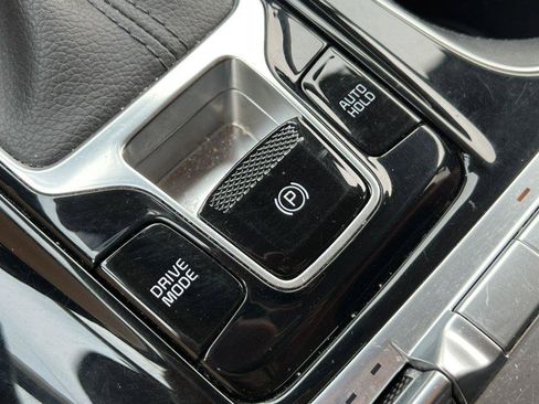 Used 2023 Kia Carnival SX FWD image 26