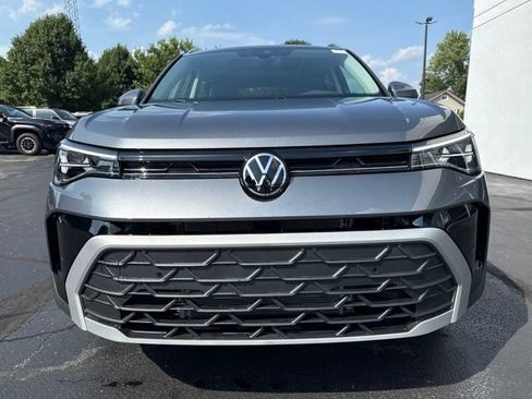 New 2026 Volkswagen Taos SE AWD/4WD image 39