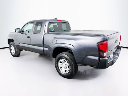 Used 2020 Toyota Tacoma SR image 5