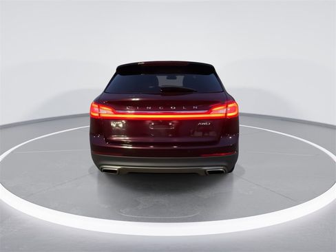 Used 2017 Lincoln MKX Reserve w/ Lincoln MKX Climate Package image 7