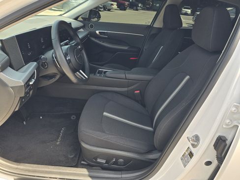Used 2024 Hyundai Sonata SEL FWD image 12