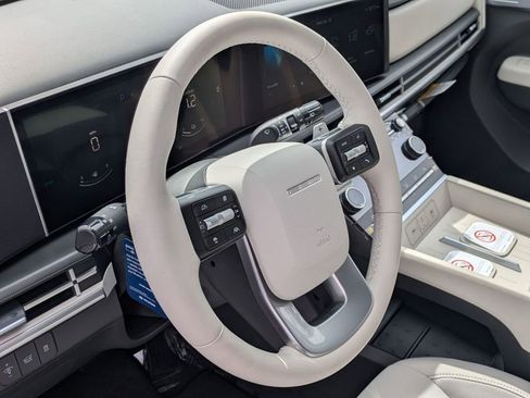 New 2026 Hyundai Santa Fe SE FWD image 16