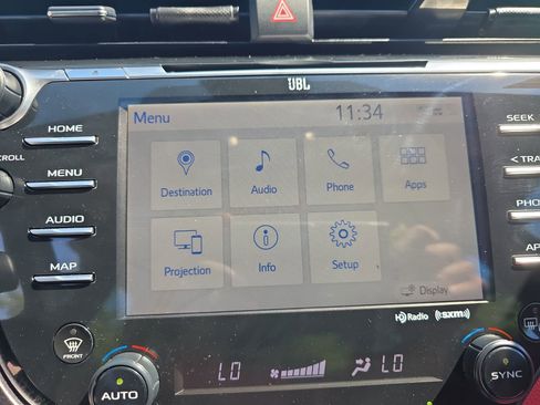 Used 2020 Toyota Camry XSE w/ Navigation Package image 22