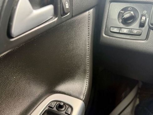 Used 2011 Volvo S40 T5 image 32