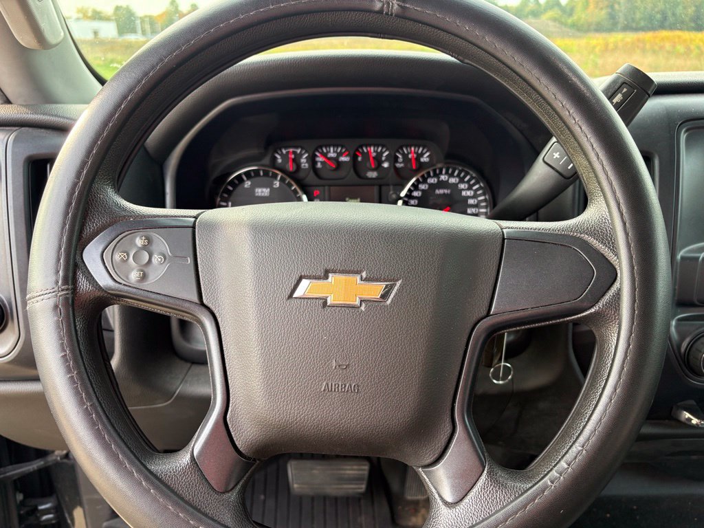Used 2018 Chevrolet Silverado 2500 W/T w/ WT Convenience Package AWD/4WD image 14